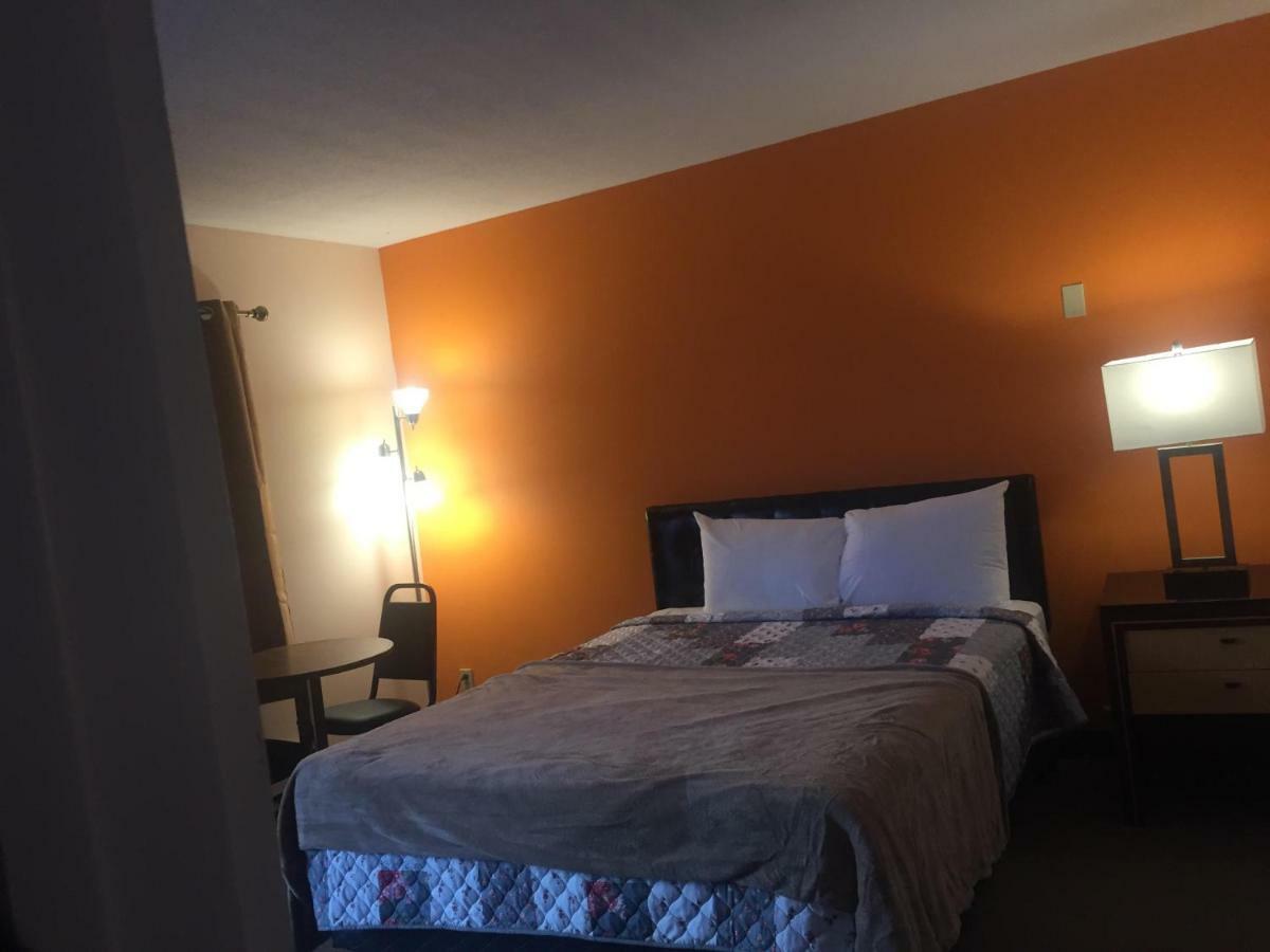 Highlander Inn Rutland Esterno foto