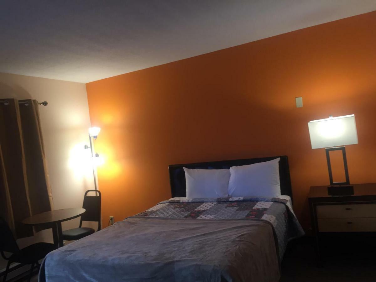 Highlander Inn Rutland Esterno foto